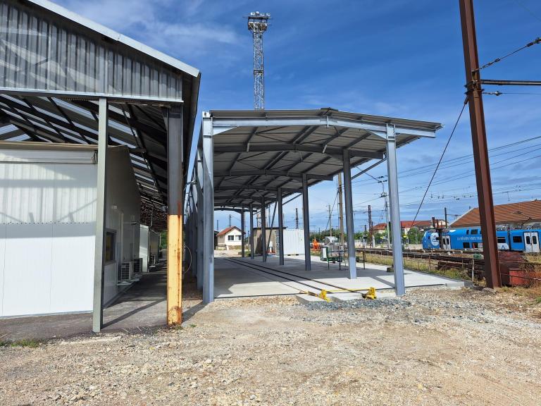 Tunnel de lavage trains dimensions 8x31,5 m