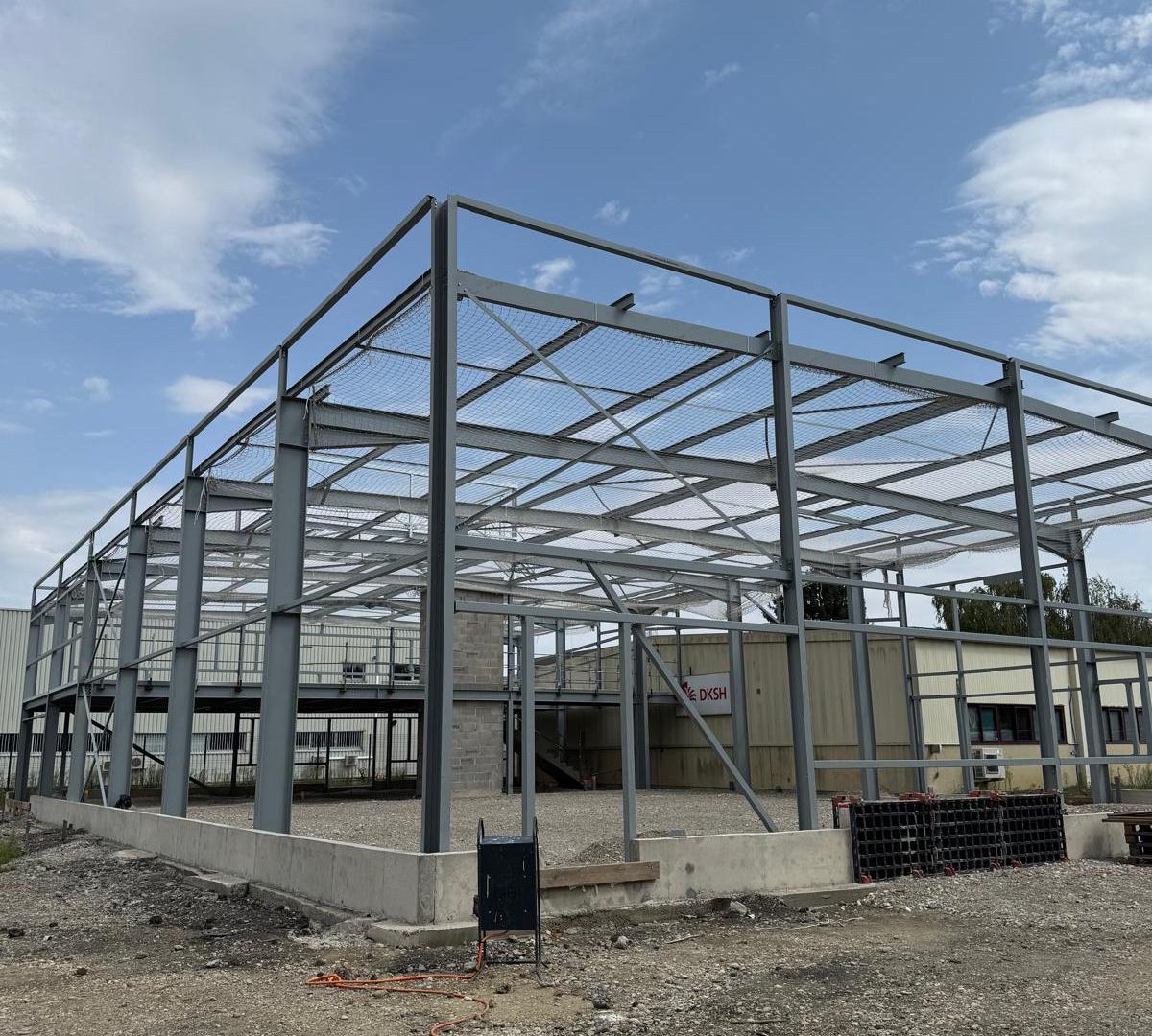 Extension bureaux et entrepôt Miribel – KAPECI Acier – Ain 01