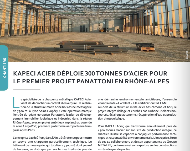 Vue du chantier Panattoni avec charpente métallique KAPECI Acier dans la zone aéroportuaire de Lyon Saint-Exupéry