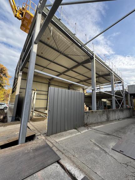 Réalisation cour de service métallique Super U Savoie