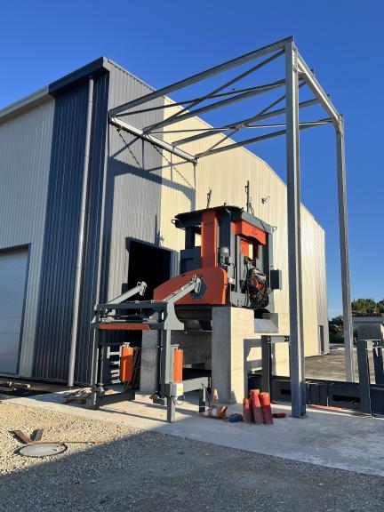 Structure métallique spécifique pour industrie du bois