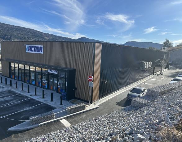 Structure acier magasin ACTION zone Point B Arbent